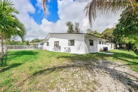 1563 NE 148th Street Miami FL 33161