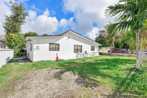 1563 NE 148th Street Miami FL 33161