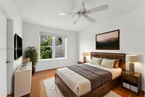 1018 Meridian Avenue Miami Beach FL 33139
