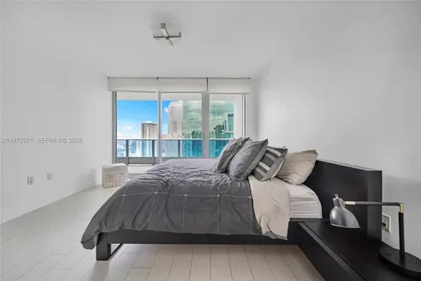 200 Biscayne Boulevard Way Miami FL 33131