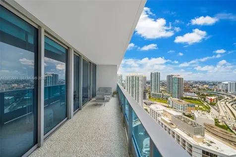 200 Biscayne Boulevard Way Miami FL 33131
