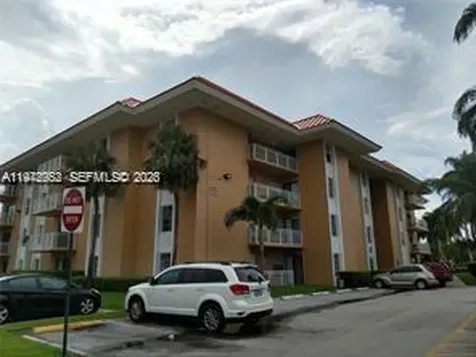 455 S Pine Island Road Plantation FL 33324