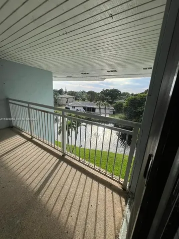 455 S Pine Island Road Plantation FL 33324
