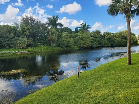 455 S Pine Island Road Plantation FL 33324