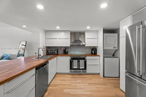 1925 NE Brickell Avenue Miami FL 33129