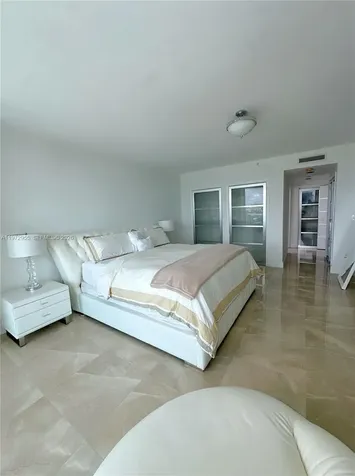 1455 Ocean Drive Miami Beach FL 33139