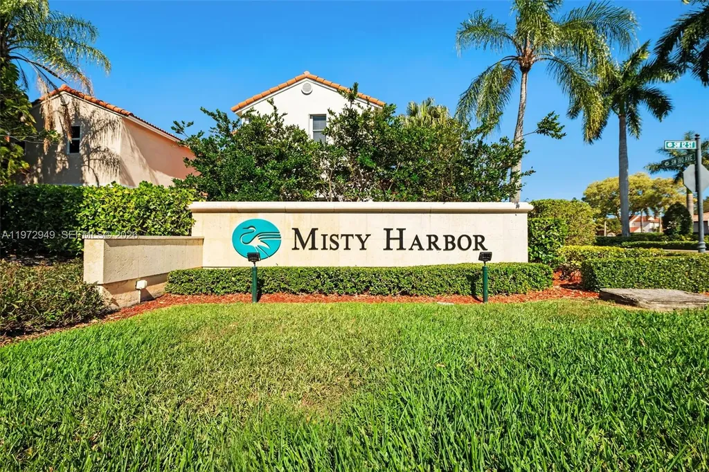 1026 SW 180th Terrace Pembroke Pines FL 33029