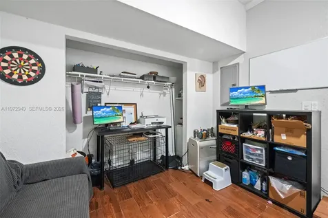 1026 SW 180th Terrace Pembroke Pines FL 33029