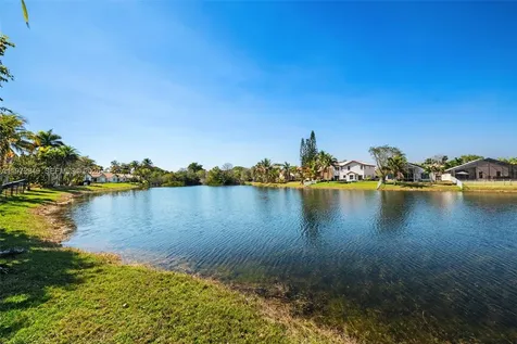 1026 SW 180th Terrace Pembroke Pines FL 33029