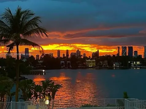1 Century Lane Miami Beach FL 33139