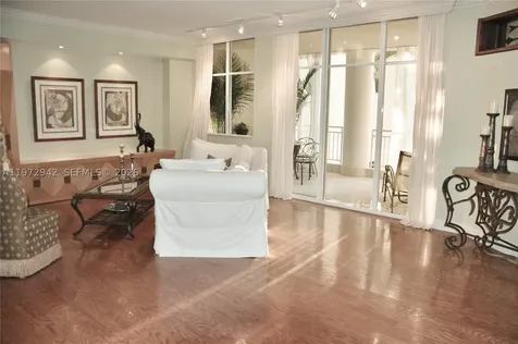 1 Century Lane Miami Beach FL 33139
