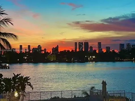 1 Century Lane Miami Beach FL 33139