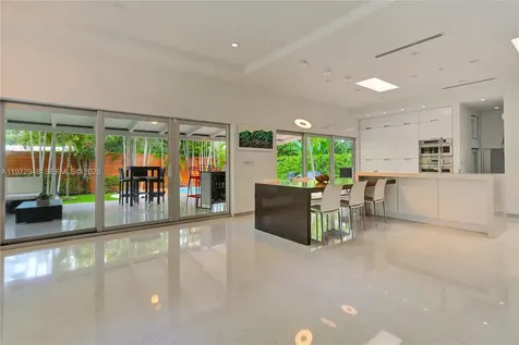 84 Bay Heights Drive Miami FL 33133