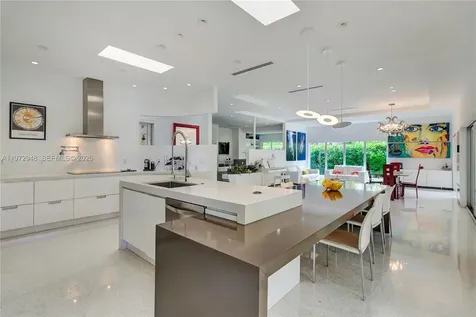 84 Bay Heights Drive Miami FL 33133