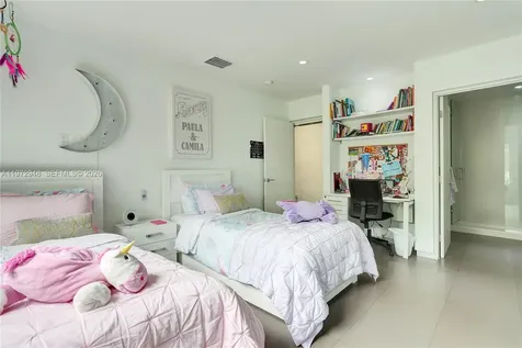 84 Bay Heights Drive Miami FL 33133