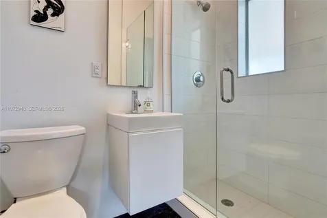 84 Bay Heights Drive Miami FL 33133