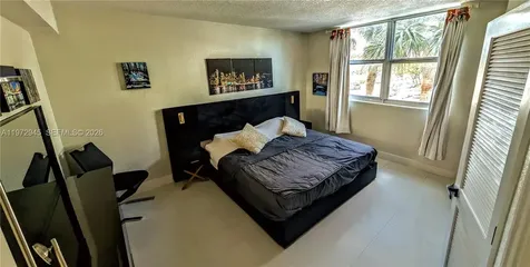 7501 E Treasure Drive North Bay Village FL 33141