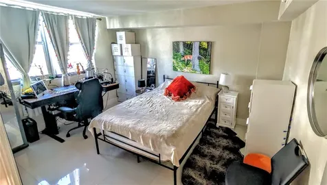 7501 E Treasure Drive North Bay Village FL 33141