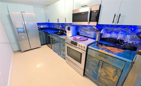 7501 E Treasure Drive North Bay Village FL 33141