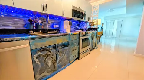 7501 E Treasure Drive North Bay Village FL 33141