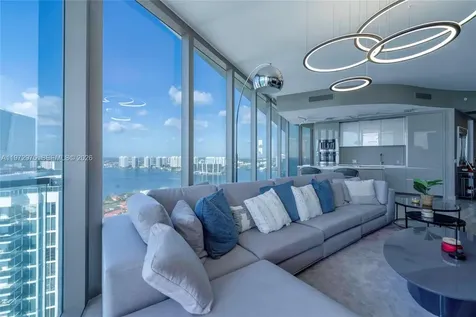 18975 Collins Avenue Sunny Isles Beach FL 33160