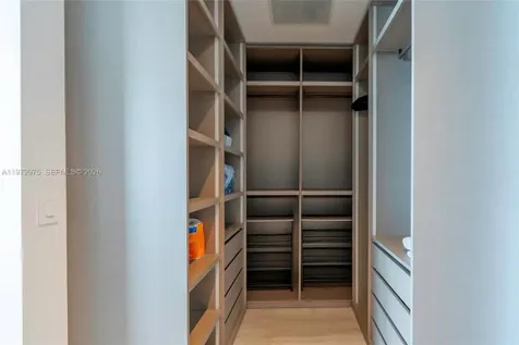 18975 Collins Avenue Sunny Isles Beach FL 33160