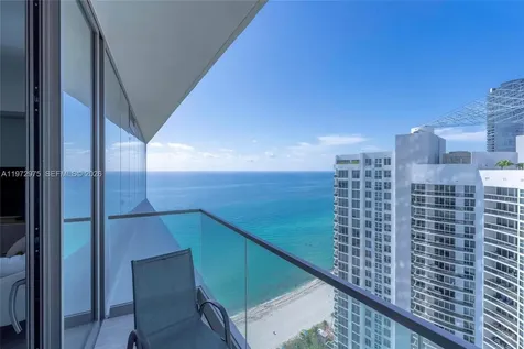 18975 Collins Avenue Sunny Isles Beach FL 33160