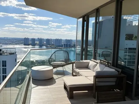 18975 Collins Avenue Sunny Isles Beach FL 33160
