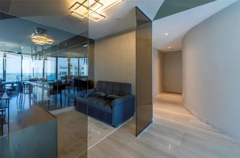 18975 Collins Avenue Sunny Isles Beach FL 33160