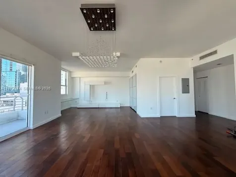 133 NE 2nd Avenue Miami FL 33132