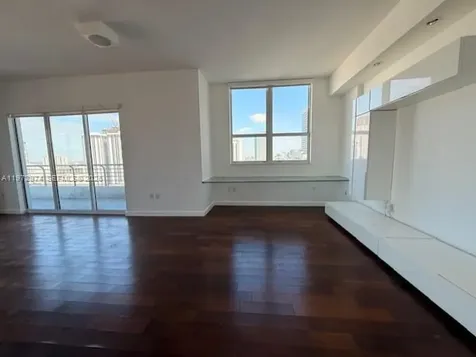 133 NE 2nd Avenue Miami FL 33132