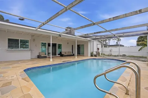 5518 Mckinley Street Hollywood FL 33021