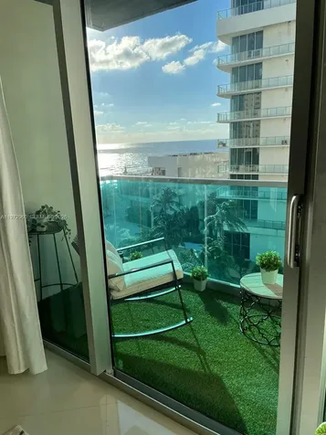 4001 S Ocean Drive Hollywood FL 33019