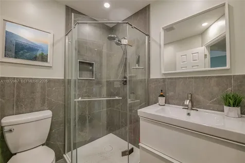 5171 W Oakland Park Boulevard Lauderdale Lakes FL 33313