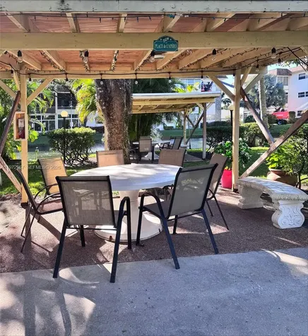 5171 W Oakland Park Boulevard Lauderdale Lakes FL 33313