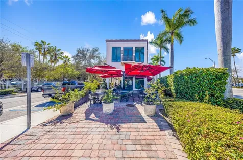 17225 S Dixie Highway Palmetto Bay FL 33157