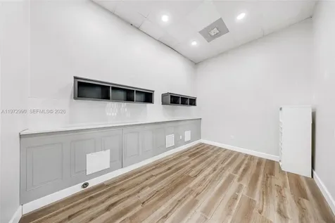 17225 S Dixie Highway Palmetto Bay FL 33157