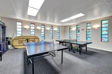 5002 NW 35th Street Lauderdale Lakes FL 33319