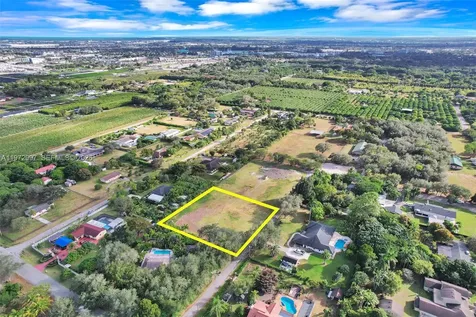25710 SW 153 Court Unincorporated Dade FL 33032