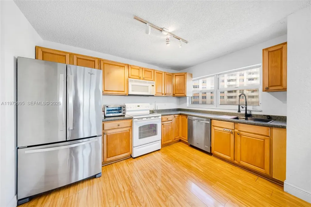 1825 S Ocean Drive Hallandale Beach FL 33009