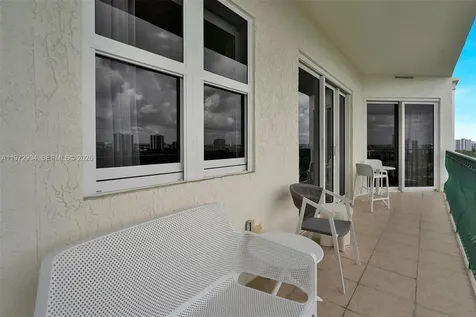 20000 E Country Club Drive Aventura FL 33180