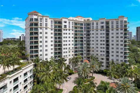 20000 E Country Club Drive Aventura FL 33180