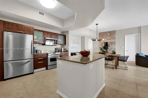 20000 E Country Club Drive Aventura FL 33180