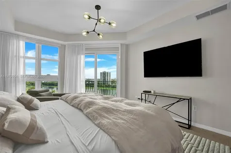 20000 E Country Club Drive Aventura FL 33180