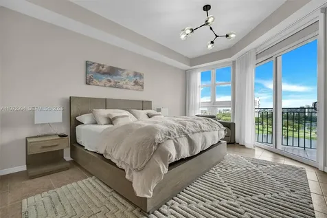 20000 E Country Club Drive Aventura FL 33180