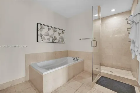 20000 E Country Club Drive Aventura FL 33180