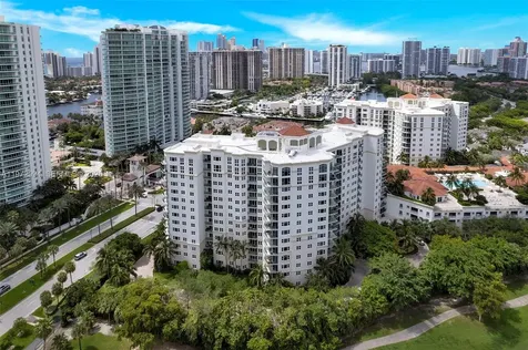 20000 E Country Club Drive Aventura FL 33180