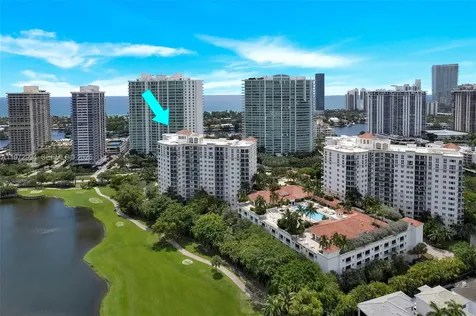 20000 E Country Club Drive Aventura FL 33180