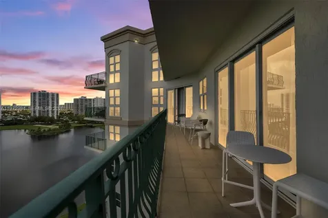 20000 E Country Club Drive Aventura FL 33180
