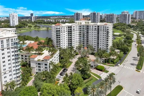 20000 E Country Club Drive Aventura FL 33180
